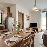 Appartement Noce - Sbo103 By Interhome
